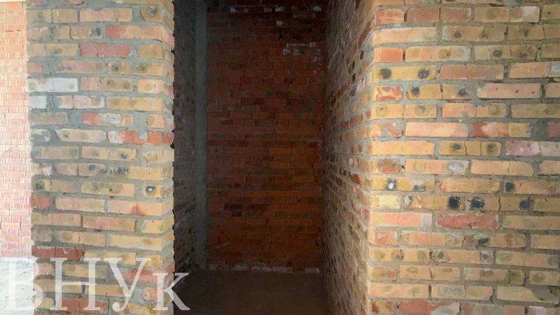 Квартира 2-кімн. продаж Ужгород – 32.84 м², Ужгород — 3/7