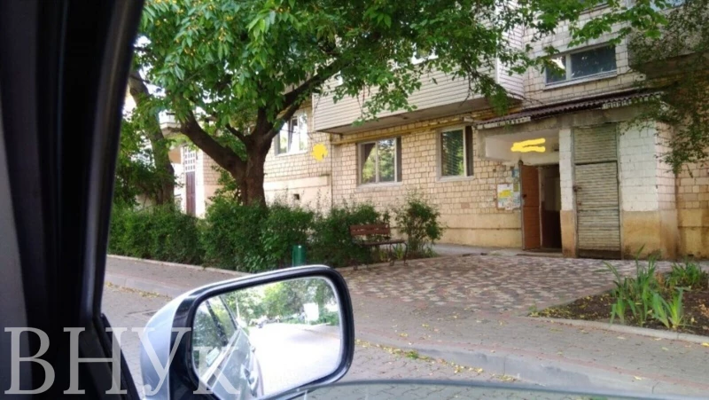 Квартира 4-кімн. продаж Чернівці – 60 м², Чернівці — 10/15