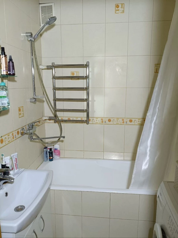 Квартира 2-кімн. продаж Київ, Соломенский – 45 м², Київ — 8/13