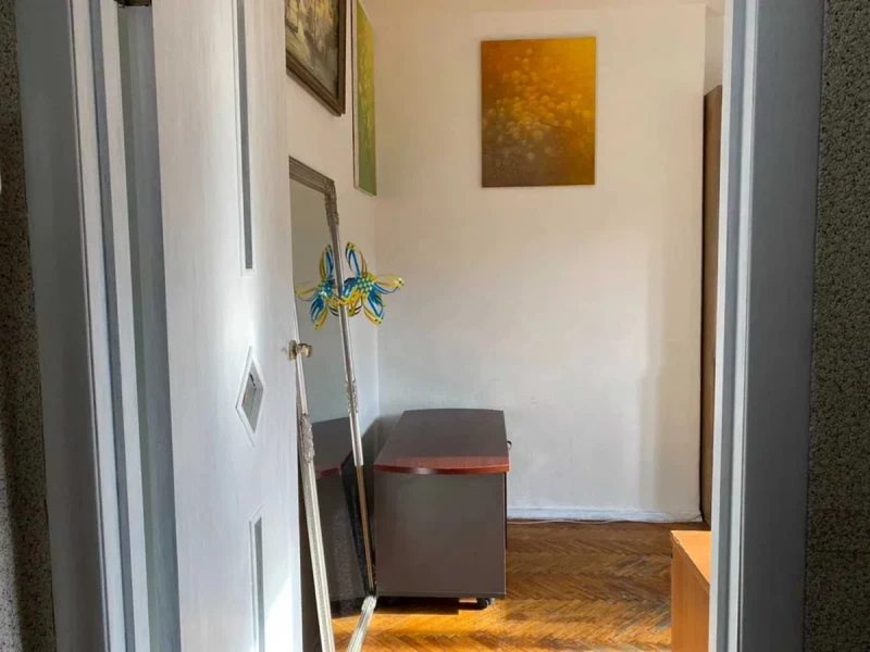 Квартира 2-кімн. продаж Київ – 15 м², Київ — 7/15