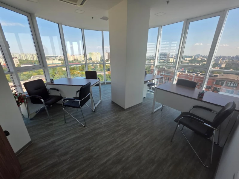 Комерційна нерухомість – 450 м²