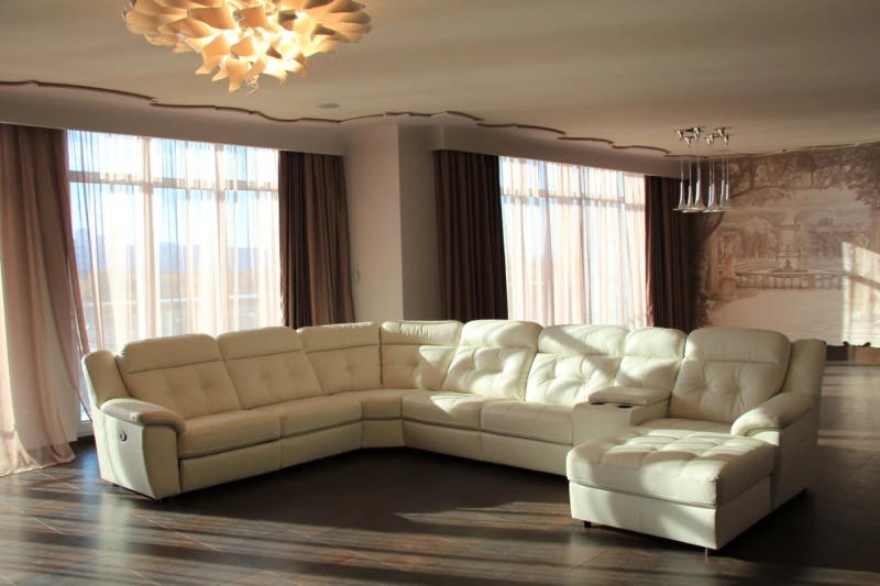 Квартира 3-кімн. оренда Київ, Дніпровський – 181 м²