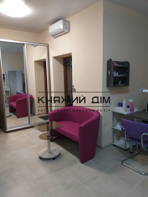 Комерційна нерухомість – 55 м², Софіївська Борщагівка — 9/14