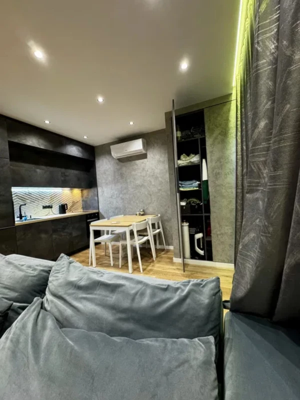 Квартира 1-кімн. продаж Авангард, Авангард – 35 м², Авангард — 7/15