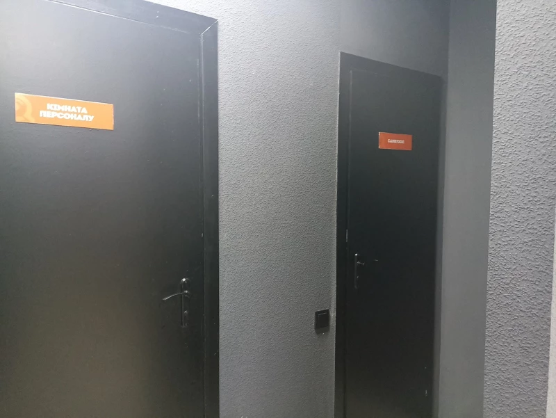 Комерційна нерухомість – 54 м², Дніпро — 4/10