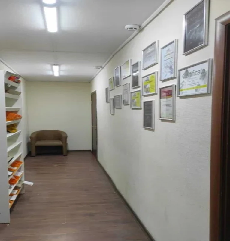 Комерційна нерухомість – 104 м², Днепр — 7/11