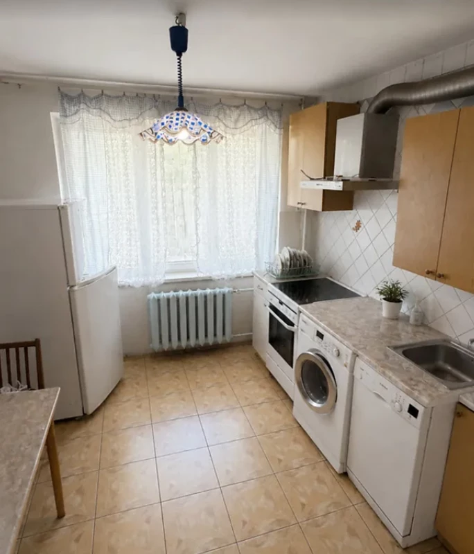 Квартира 4-кімн. продаж Дніпро, Индустриальный р-н – 55 м²