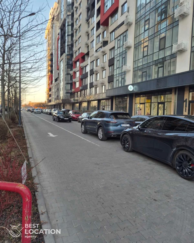 Комерційна нерухомість – 86 м², Лиманка — 4/8