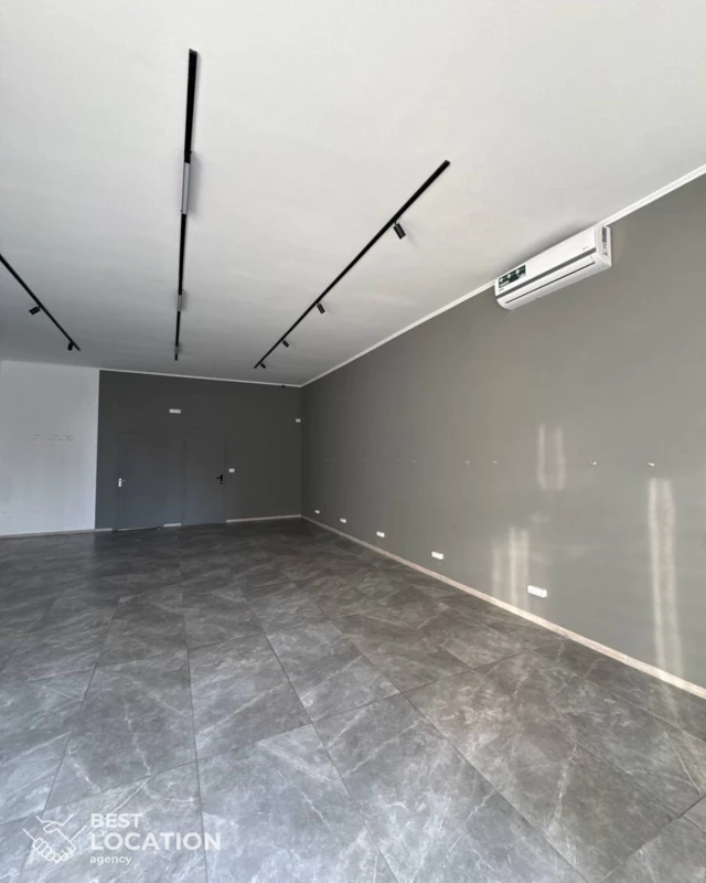 Комерційна нерухомість – 86 м², Лиманка — 7/8