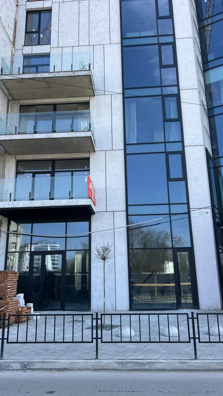 Комерційна нерухомість – 181 м², Тернополь — 6/10