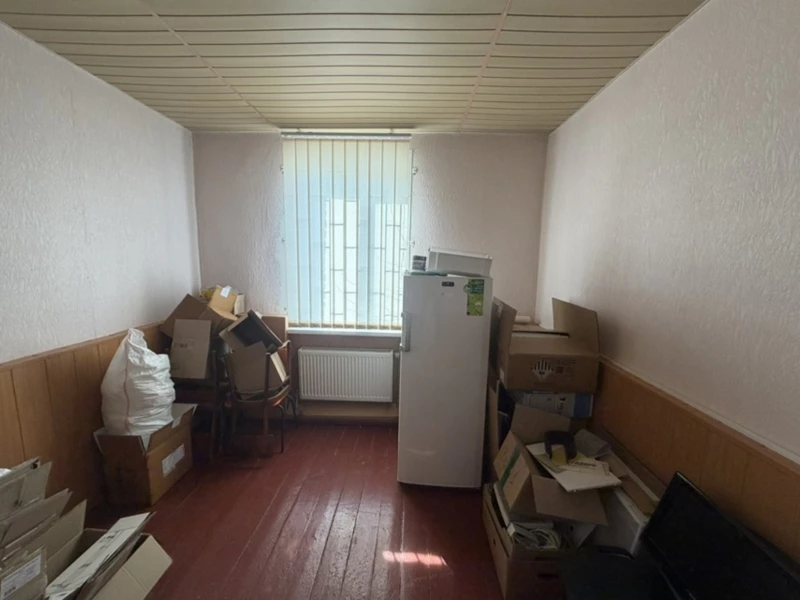 Комерційна нерухомість – 80 м², Пирятин — 8/10