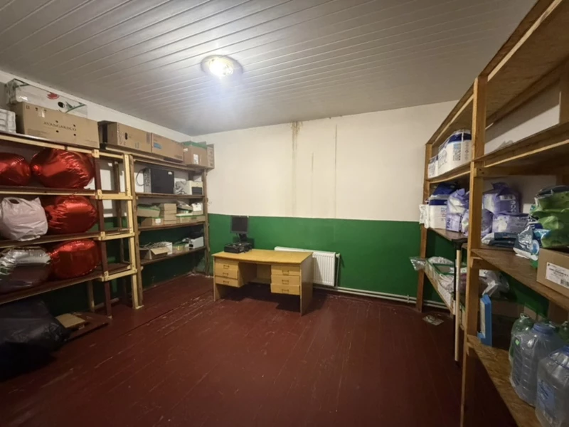 Комерційна нерухомість – 80 м², Пирятин — 9/10