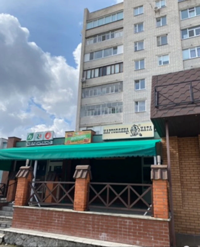 Комерційна нерухомість – 180 м², Нетішин — 2/9