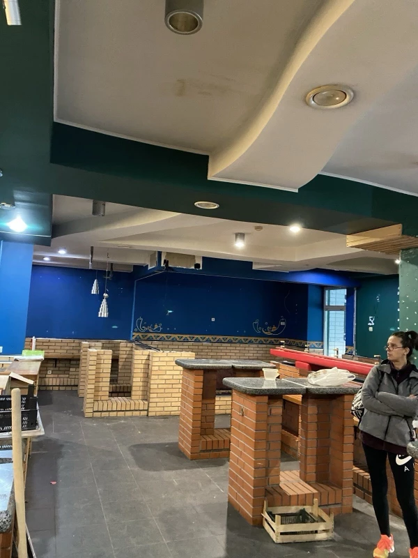 Комерційна нерухомість – 180 м², Нетішин — 3/9
