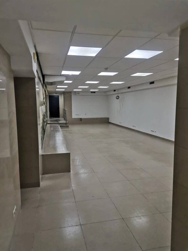 Комерційна нерухомість – 300 м², Коростень — 12/15