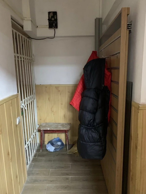 Комерційна нерухомість – 52 м², Воловець — 9/11