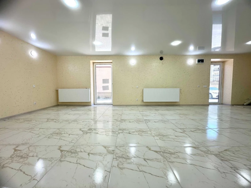 Комерційна нерухомість – 55 м², Трускавец — 7/14