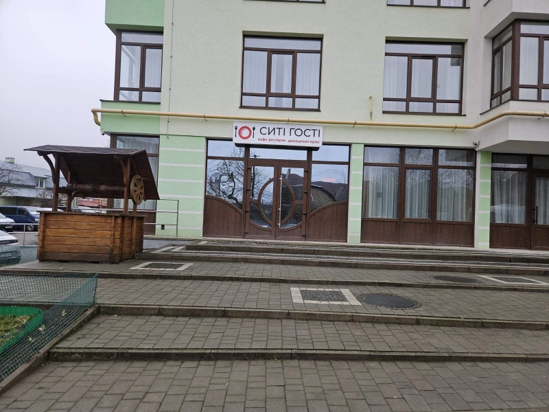 Комерційна нерухомість – 486 м², Трускавец — 2/12