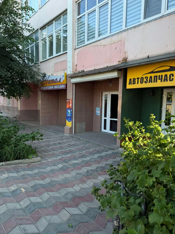 Комерційна нерухомість – 74.9 м², Теребовля — 3/11