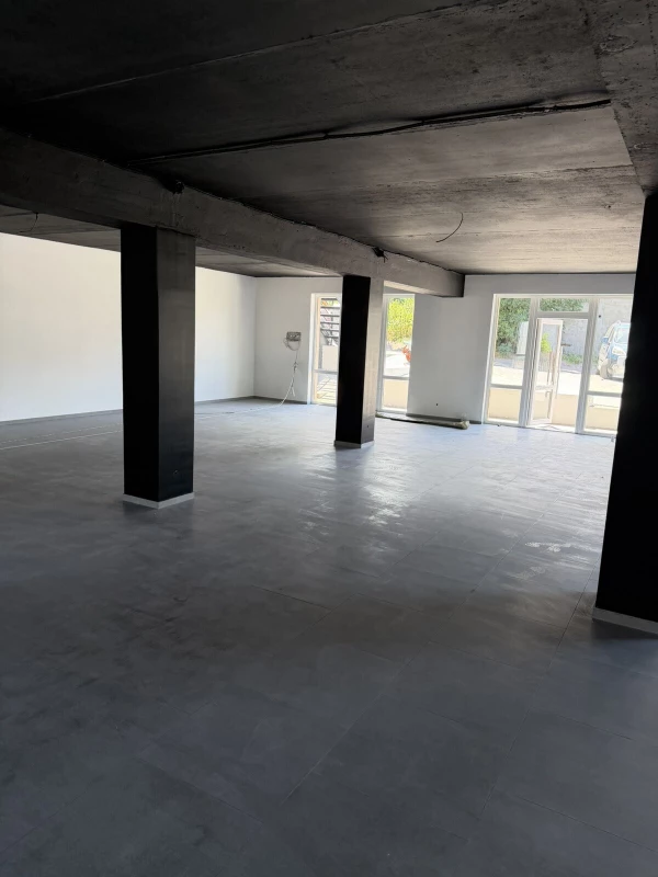 Комерційна нерухомість – 173 м², Кременец — 7/12