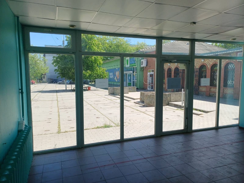 Комерційна нерухомість – 380 м², Ізмаїл — 5/12