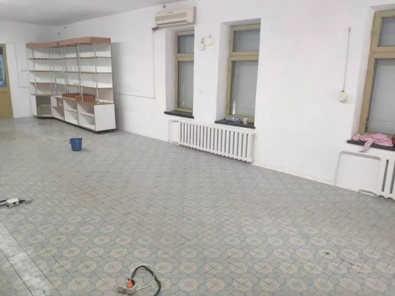 Комерційна нерухомість – 400 м², Чертков — 6/13