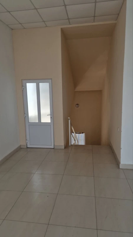 Комерційна нерухомість – 333 м², Гусятин — 6/10