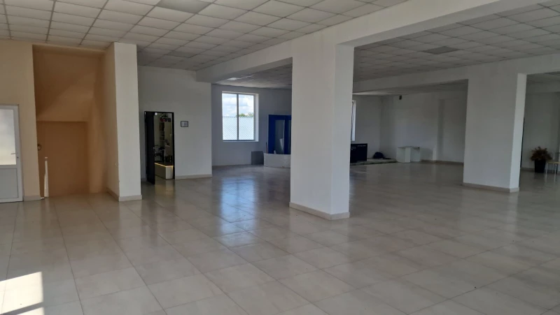 Комерційна нерухомість – 333 м², Гусятин — 7/10