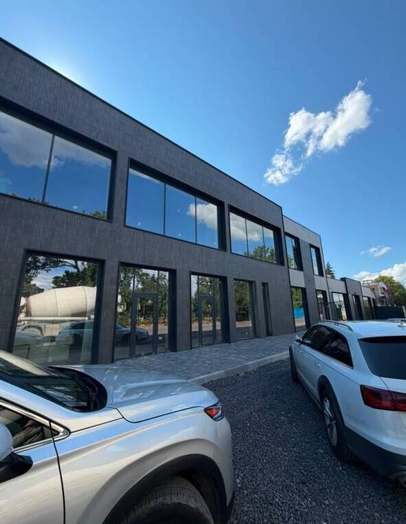 Комерційна нерухомість – 387 м², Ужгород — 2/8