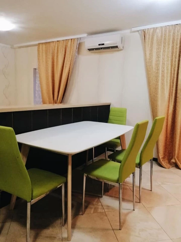 Квартира 2-кімн. продаж Софіївська Борщагівка – 30 м², Софіївська Борщагівка — 2/10