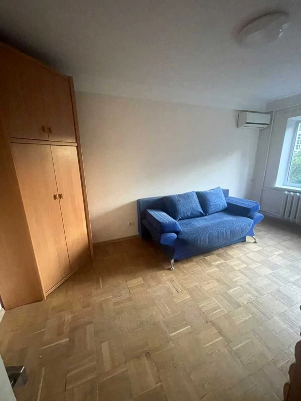 Квартира 2-кімн. продаж Київ, Днепровский – 31 м², Київ — 8/15