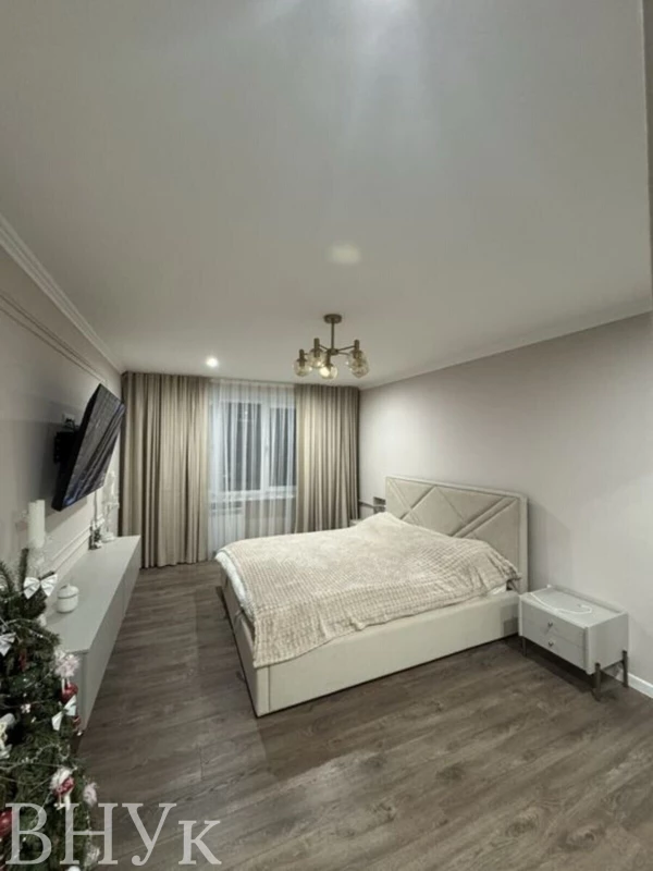 Квартира 1-кімн. продаж Чернівці – 40 м², Чернівці — 2/5
