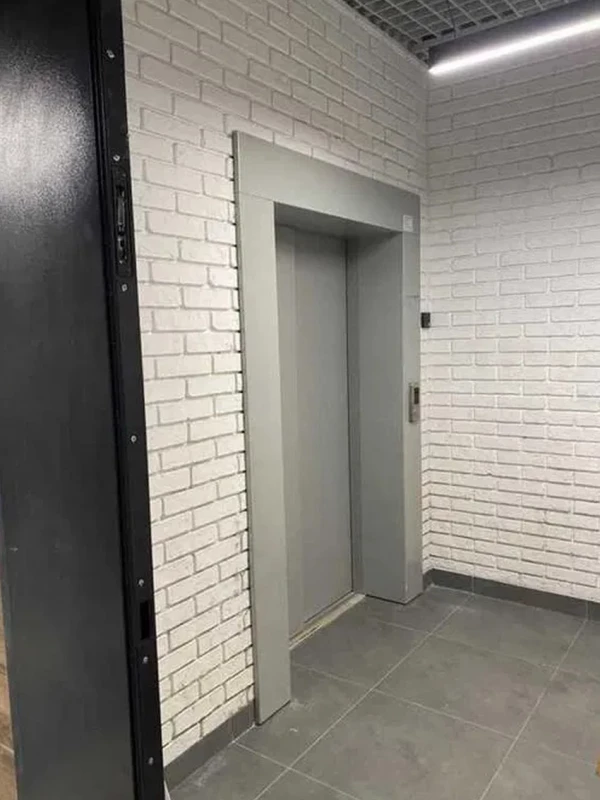Квартира 3-кімн. продаж Київ, Соломенский – 40 м², Киев — 3/12