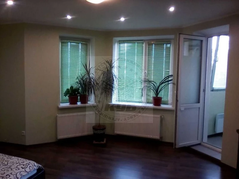 Квартира 2-кімн. продаж Святопетрівське – 29 м², Святопетровское — 4/10