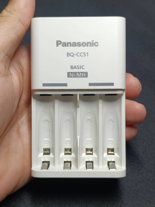 Зарядний пристрій Panasonic BQ-CC51E AA AAA Ni-MH Eneloop