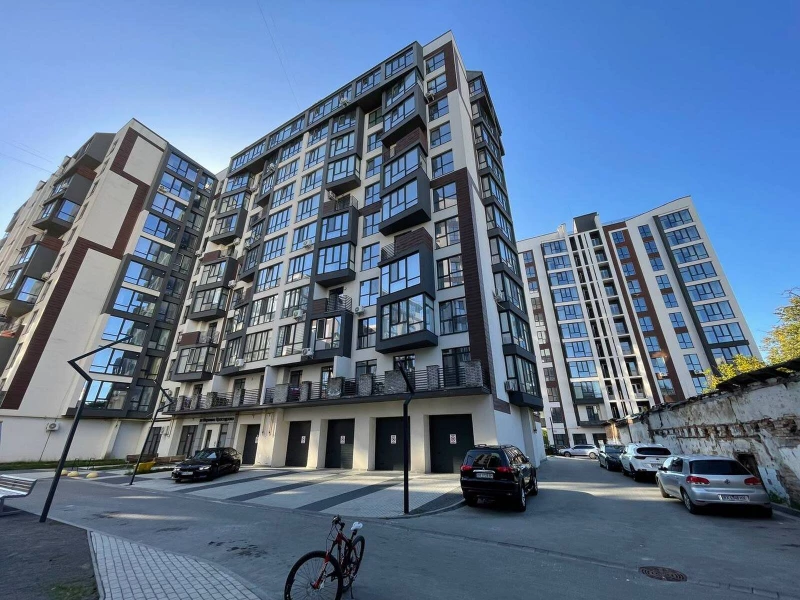 Комерційна нерухомість – 32 м²
