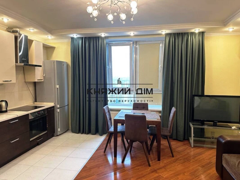 Квартира 3-кімн. оренда Київ, Солом'янський р-н – 52 м²