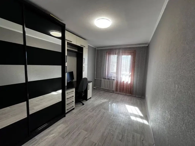 Квартира 3-кімн. продаж Дніпро, Индустриальный р-н – 40 м², Днепр — 5/15