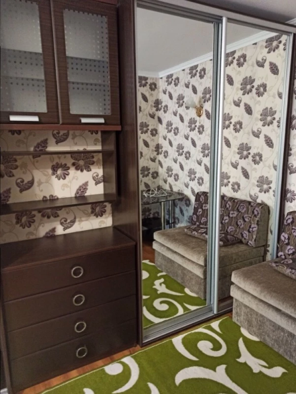 Квартира 1-кімн. продаж Київ, Дарницький – 35 м²