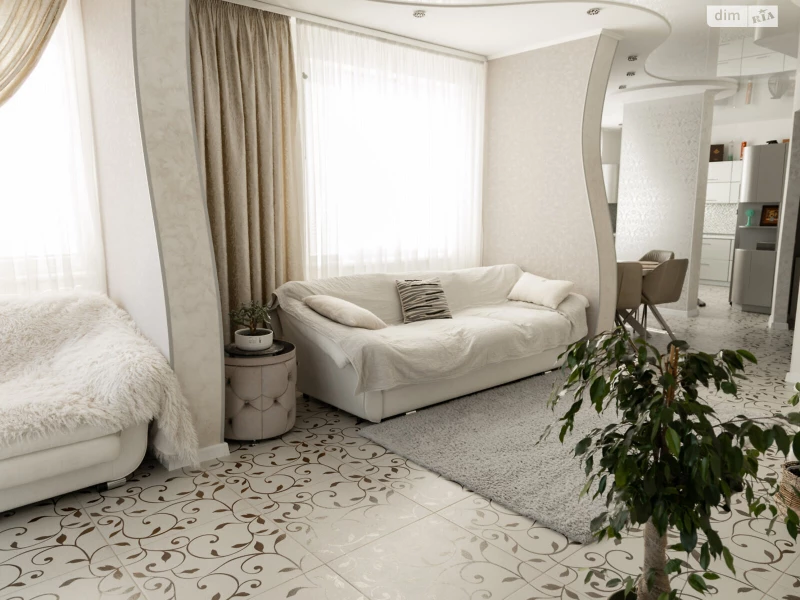 Квартира 4-кімн. продаж Хмельницький, Виставка – 180 м²