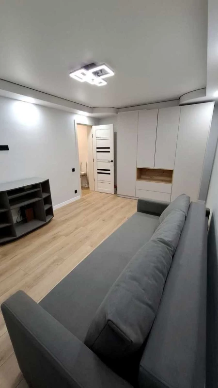 Квартира 1-кімн. оренда Київ, Святошинский – 15.3 м², Киев — 3/13