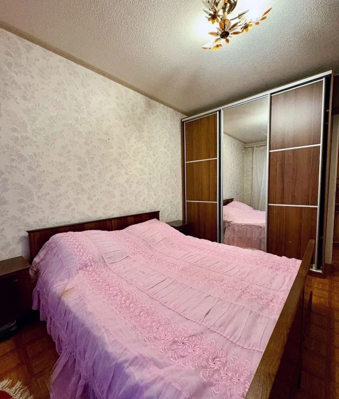 Квартира 3-кімн. продаж Дніпро, Индустриальный р-н – 42 м², Днепр — 7/14