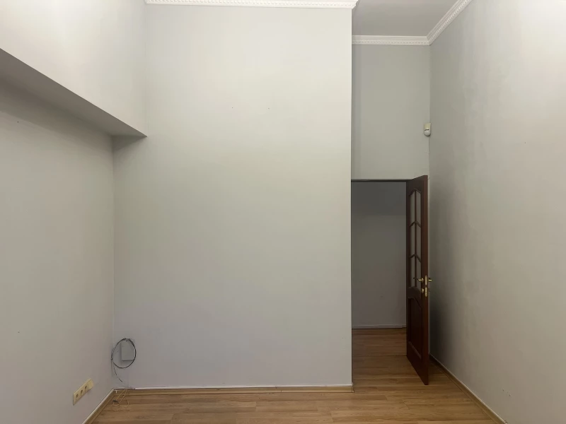 Комерційна нерухомість – 63.1 м², Киев — 12/15