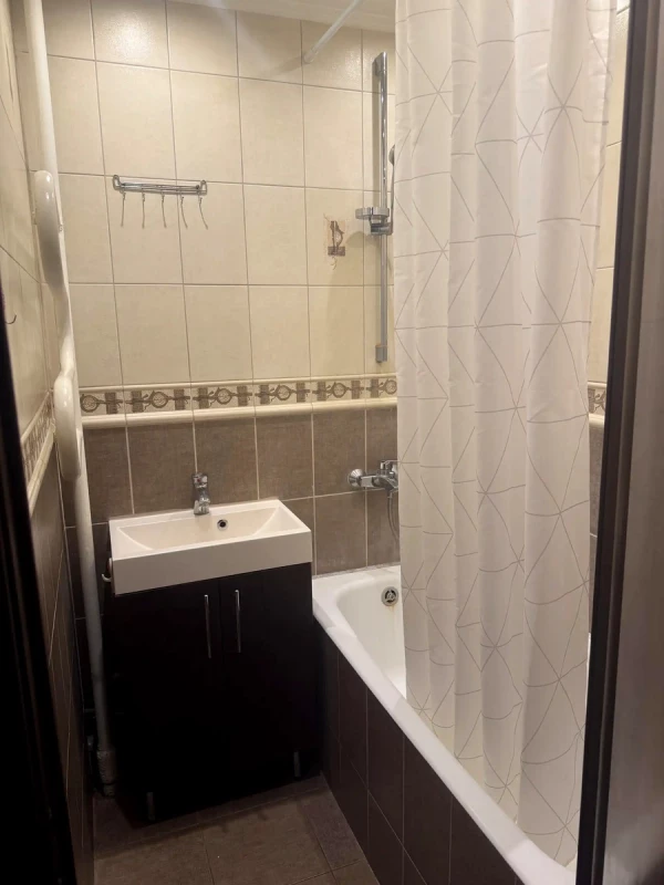 Квартира 2-кімн. оренда Київ, Голосеевский – 37 м², Київ — 3/15