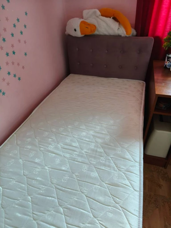 Продаю ліжко Каміла800*2000